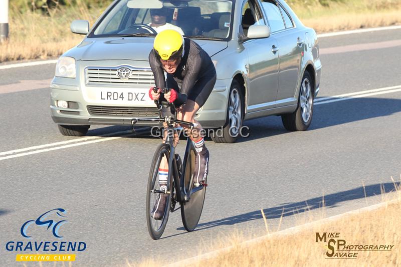 20180731-0260.jpg - Direct Power CT Rider David Churchill at GCC Evening 10 Time Trial 31-July-2018.  Isle of Grain, Kent.