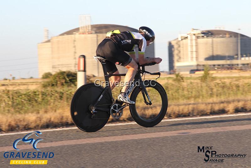 20180731-0401.jpg - VO2 Max Racing Rider Craig Ormiston at GCC Evening 10 Time Trial 31-July-2018.  Isle of Grain, Kent.