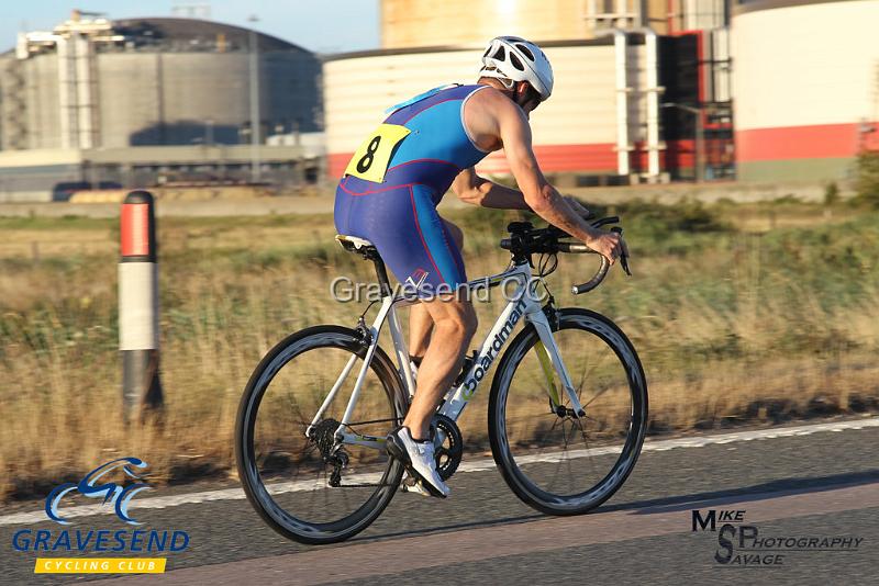 20180731-0411.jpg - Medway Tri Rider Steve Mitchell at GCC Evening 10 Time Trial 31-July-2018.  Isle of Grain, Kent.