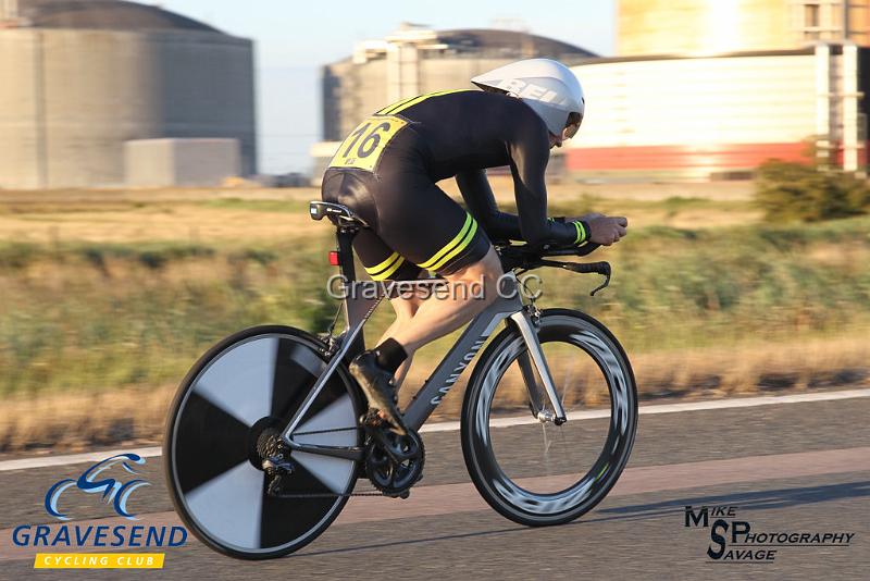 20180731-0482.jpg - GCC Rider Neil Harrigan at GCC Evening 10 Time Trial 31-July-2018.  Isle of Grain, Kent.