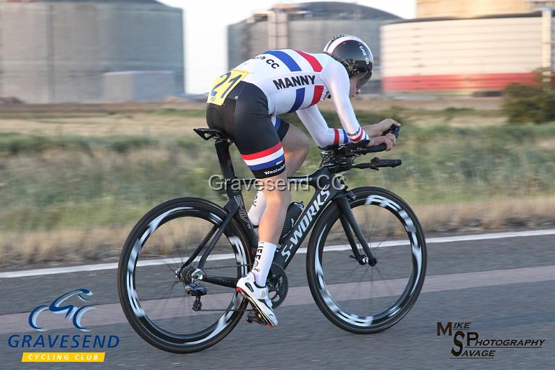 20180731-0568.jpg - Woolwich CC Rider Matthew Robertson at GCC Evening 10 Time Trial 31-July-2018.  Isle of Grain, Kent.