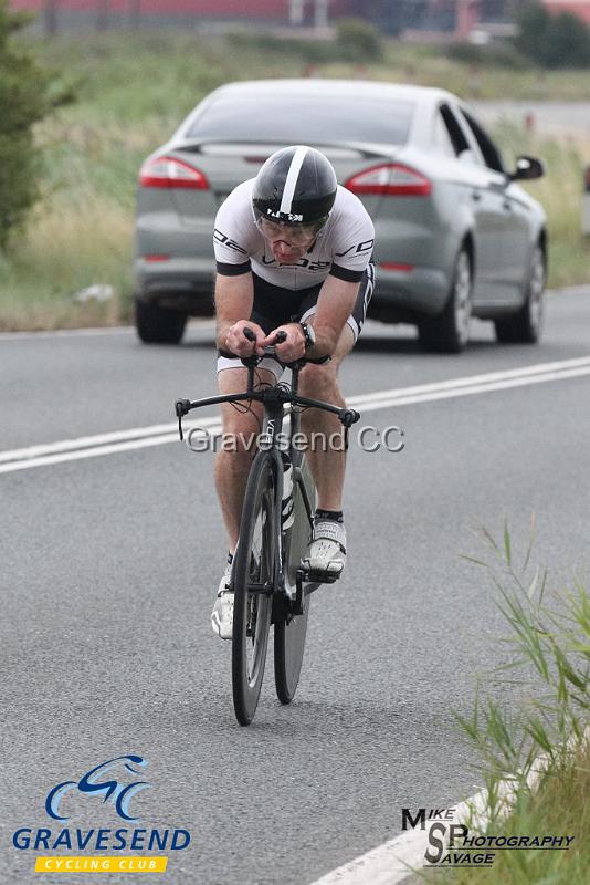 20180807-0020.jpg - VO2 Max Racing Rider Craig Ormiston at GCC Evening 10 Time Trial 07-Aug-2018.  Isle of Grain, Kent.