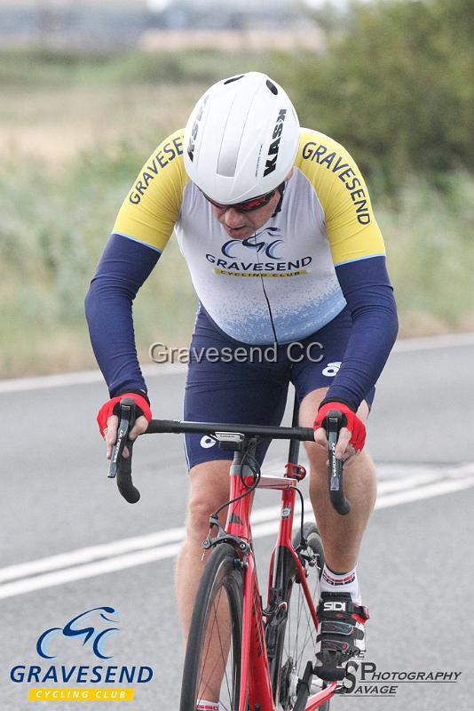 20180807-0033.jpg - GCC Rider Mike Harrington at GCC Evening 10 Time Trial 07-Aug-2018.  Isle of Grain, Kent.