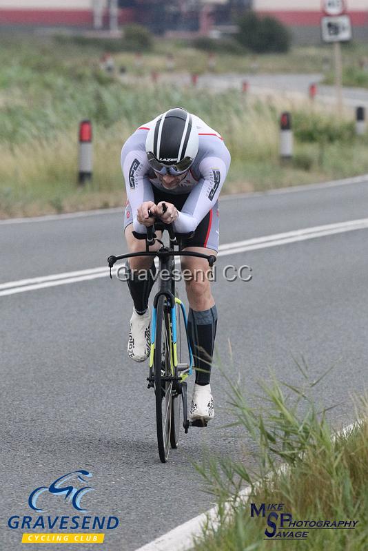 20180807-0068.jpg - Abellio SFA CC Rider Mark Baker at GCC Evening 10 Time Trial 07-Aug-2018.  Isle of Grain, Kent.
