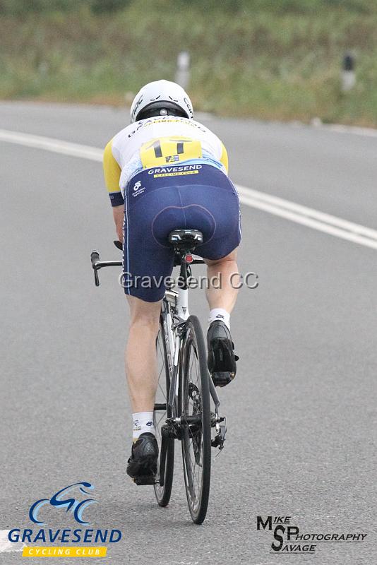 20180807-0167.jpg - GCC Rider Dave Barnes at GCC Evening 10 Time Trial 07-Aug-2018.  Isle of Grain, Kent.