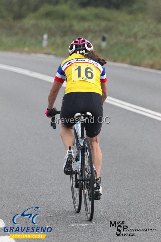 20180807-0177.jpg - Woolwich CC Rider E Ives at GCC Evening 10 Time Trial 07-Aug-2018.  Isle of Grain, Kent.