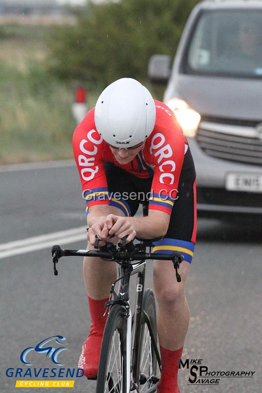 20180807-0258.jpg - Medway Tri Rider Kemp at GCC Evening 10 Time Trial 07-Aug-2018.  Isle of Grain, Kent.