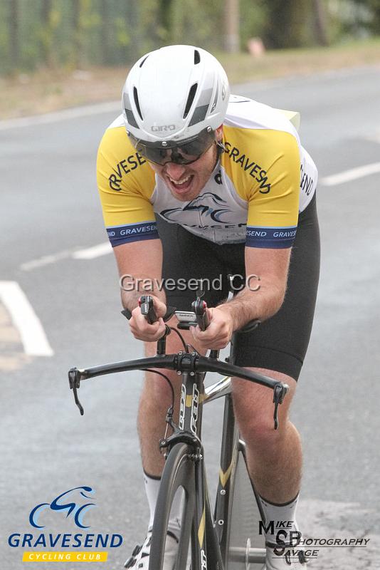 20180814-0280.jpg - GCC Rider Steve Harrington at GCC Evening 10 Time Trial 14-Aug-2018.  Isle of Grain, Kent.