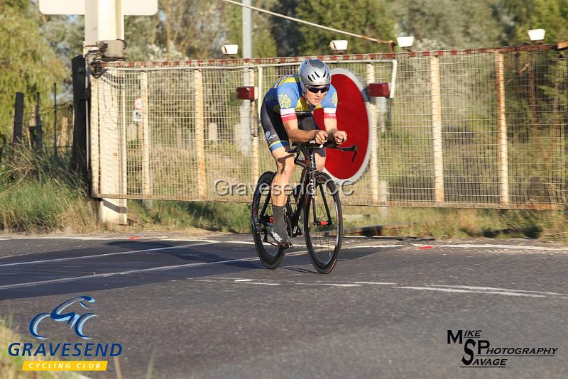 20180821-0107.jpg - Woolwich CC Rider Hugh Smith at GCC Evening 10 Time Trial 21-August-2018.  Isle of Grain, Kent.