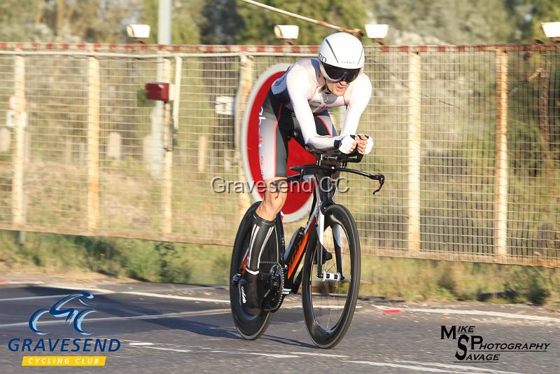 20180821-0182.jpg - Abellio SFA CC Rider Richard Jones at GCC Evening 10 Time Trial 21-August-2018.  Isle of Grain, Kent.