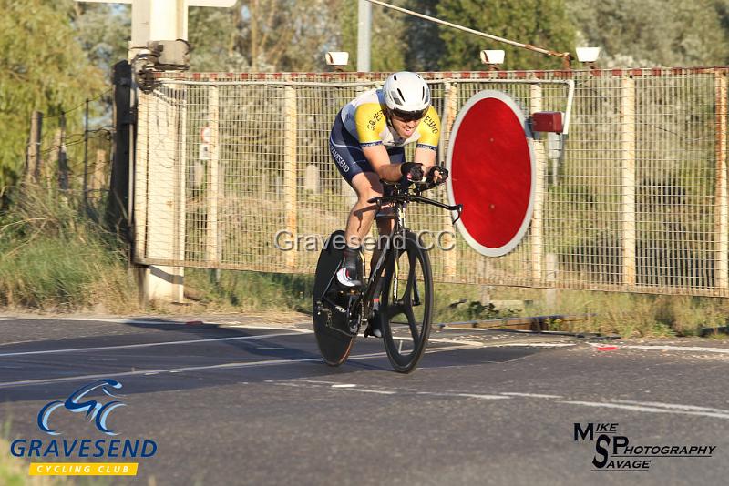 20180821-0194.jpg - GCC Rider Steve Harrington at GCC Evening 10 Time Trial 21-August-2018.  Isle of Grain, Kent.