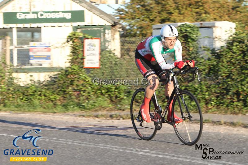 20180821-0242.jpg - Medway Velo Rider Steven Melia-Chamberlain at GCC Evening 10 Time Trial 21-August-2018.  Isle of Grain, Kent.