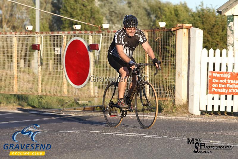 20180821-0249.jpg - Medway Tri Rider Peter Stawowski at GCC Evening 10 Time Trial 21-August-2018.  Isle of Grain, Kent.