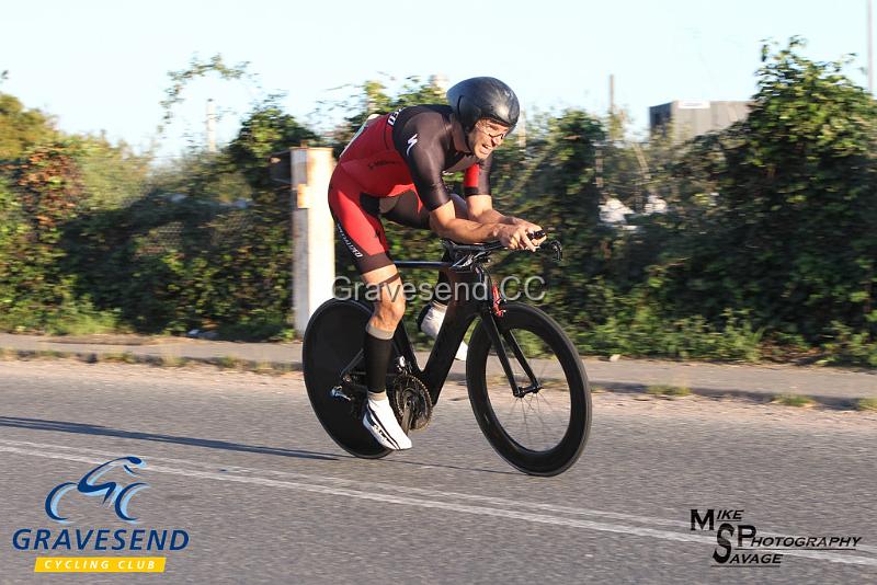 20180821-0273.jpg - GCC Rider Martin Jessup at GCC Evening 10 Time Trial 21-August-2018.  Isle of Grain, Kent.