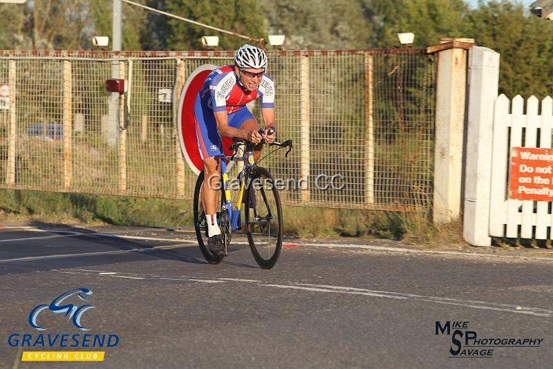 20180821-0280.jpg - GCC Rider Reg Smith at GCC Evening 10 Time Trial 21-August-2018.  Isle of Grain, Kent.