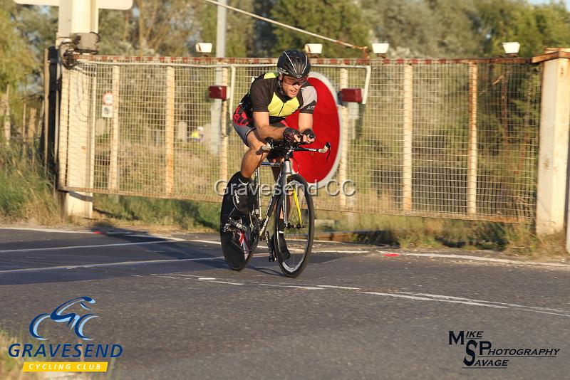 20180821-0338.jpg - Medway Tri Rider Tristan Hodges at GCC Evening 10 Time Trial 21-August-2018.  Isle of Grain, Kent.