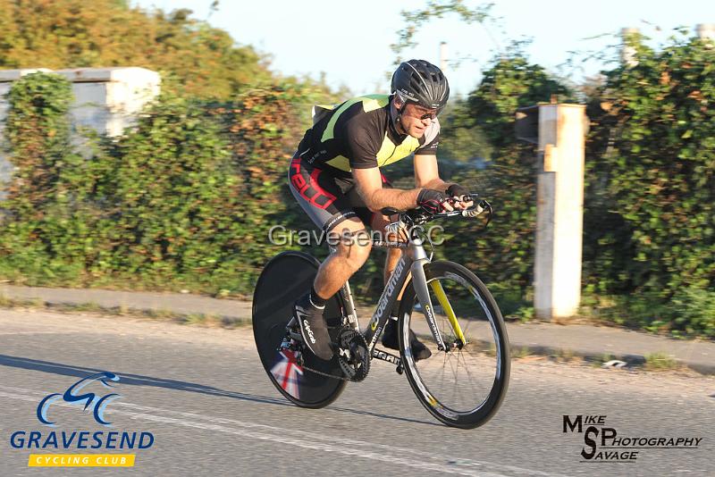 20180821-0344.jpg - Medway Tri Rider Tristan Hodges at GCC Evening 10 Time Trial 21-August-2018.  Isle of Grain, Kent.