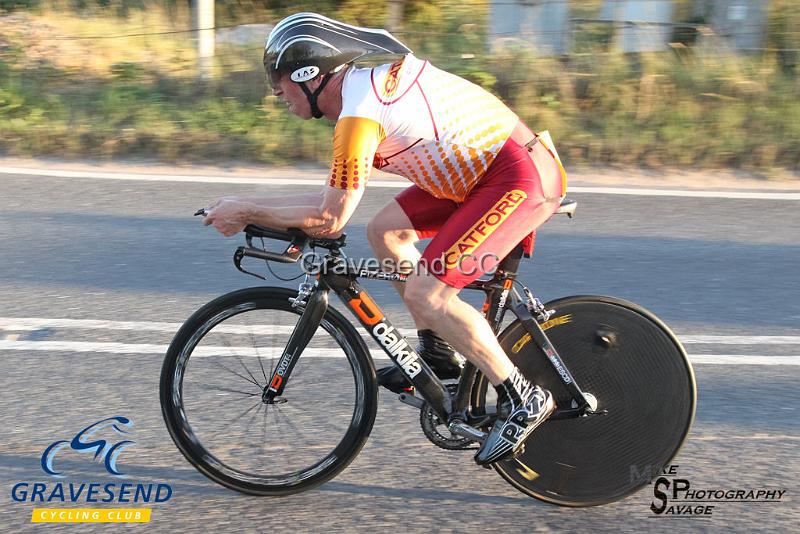 20180821-0392.jpg - Catford CC Rider A Beswetherick at GCC Evening 10 Time Trial 21-August-2018.  Isle of Grain, Kent.