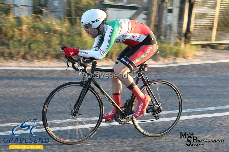 20180821-0522.jpg - Medway Velo Rider Steven Melia-Chamberlain at GCC Evening 10 Time Trial 21-August-2018.  Isle of Grain, Kent.