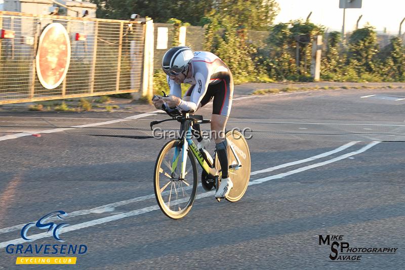 20180821-0531.jpg - Abellio SFA CC Rider Mark Baker at GCC Evening 10 Time Trial 21-August-2018.  Isle of Grain, Kent.