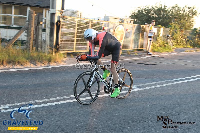 20180821-0598.jpg - Wigmore CC Rider David Bishop at GCC Evening 10 Time Trial 21-August-2018.  Isle of Grain, Kent.