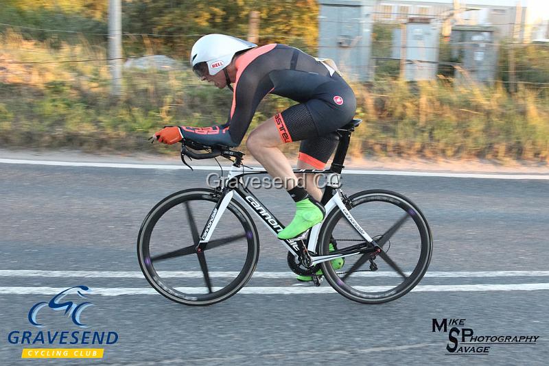 20180821-0601.jpg - Wigmore CC Rider David Bishop at GCC Evening 10 Time Trial 21-August-2018.  Isle of Grain, Kent.