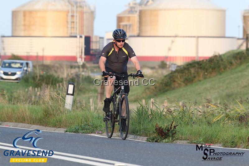 20180828-0012.jpg - GCC Rider Matthew James at GCC Evening 10 Time Trial 28-August-2018.  Isle of Grain, Kent.