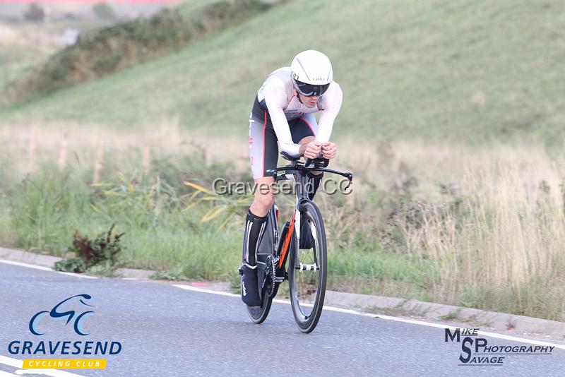 20180828-0182.jpg - Abellio SFA CC Rider Richard Jones at GCC Evening 10 Time Trial 28-August-2018.  Isle of Grain, Kent.