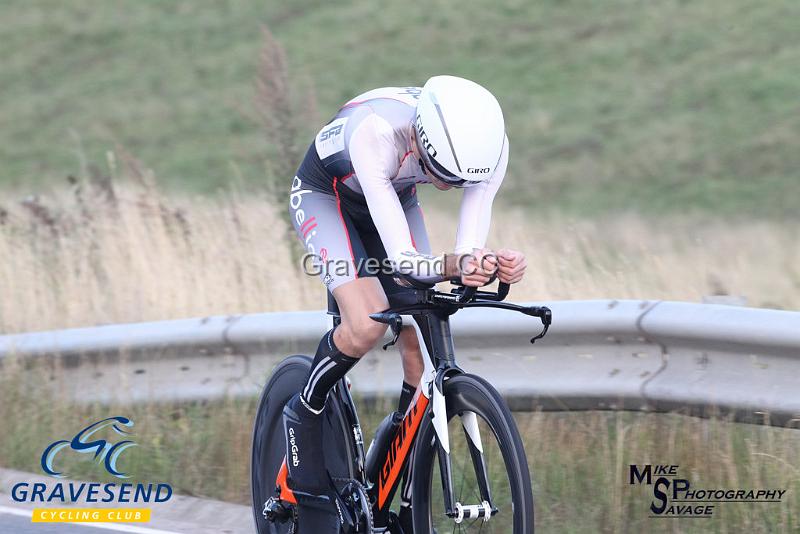 20180828-0188.jpg - Abellio SFA CC Rider Richard Jones at GCC Evening 10 Time Trial 28-August-2018.  Isle of Grain, Kent.