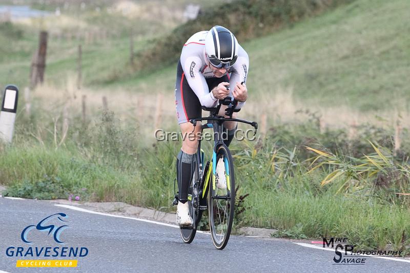 20180828-0256.jpg - Abellio SFA CC Rider Mark Baker at GCC Evening 10 Time Trial 28-August-2018.  Isle of Grain, Kent.
