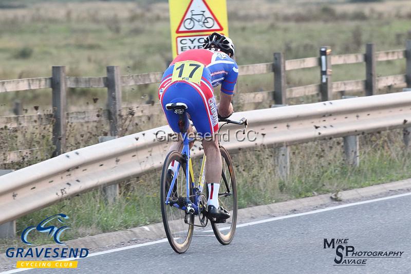 20180828-0292.jpg - GCC Rider Reg Smith at GCC Evening 10 Time Trial 28-August-2018.  Isle of Grain, Kent.