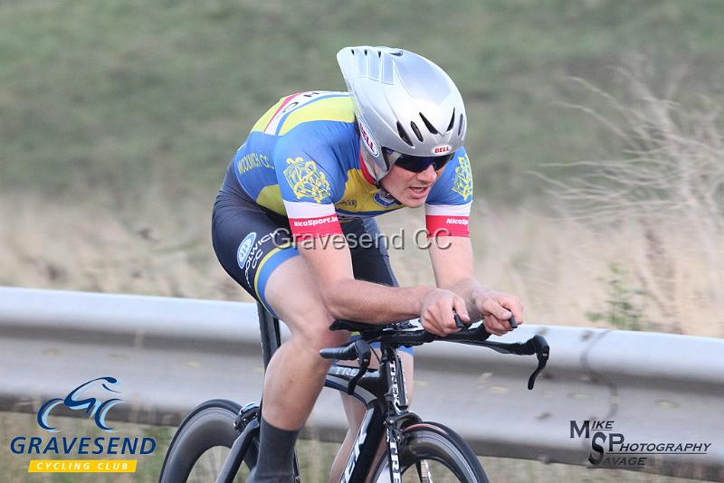 20180828-0358.jpg - Woolwich CC Rider Hugh Smith at GCC Evening 10 Time Trial 28-August-2018.  Isle of Grain, Kent.