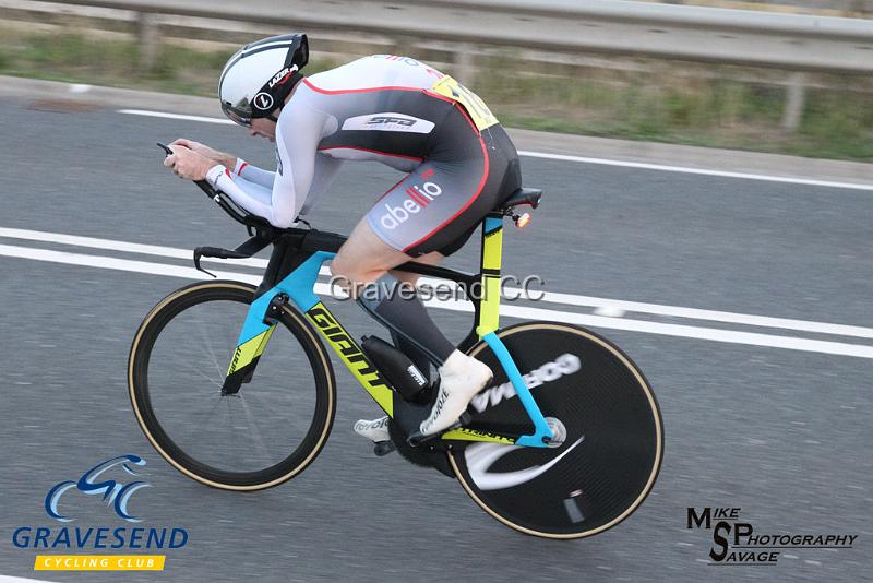 20180828-0561.jpg - Abellio SFA CC Rider Mark Baker at GCC Evening 10 Time Trial 28-August-2018.  Isle of Grain, Kent.