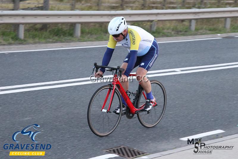 20180828-0628.jpg - GCC Rider Mike Harrington at GCC Evening 10 Time Trial 28-August-2018.  Isle of Grain, Kent.