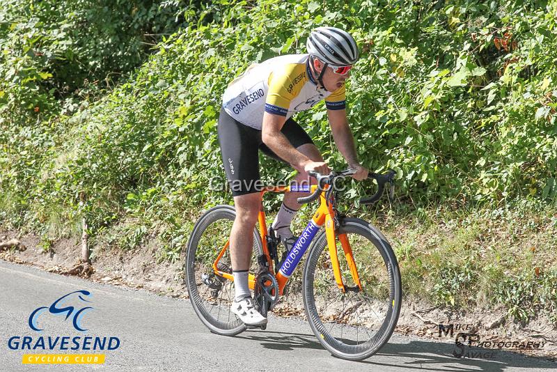 20180902-0335.jpg - GCC Rider Steve Harrington at GCC Hill Climb 02-September-2018.  Exedown Hill, Kent.