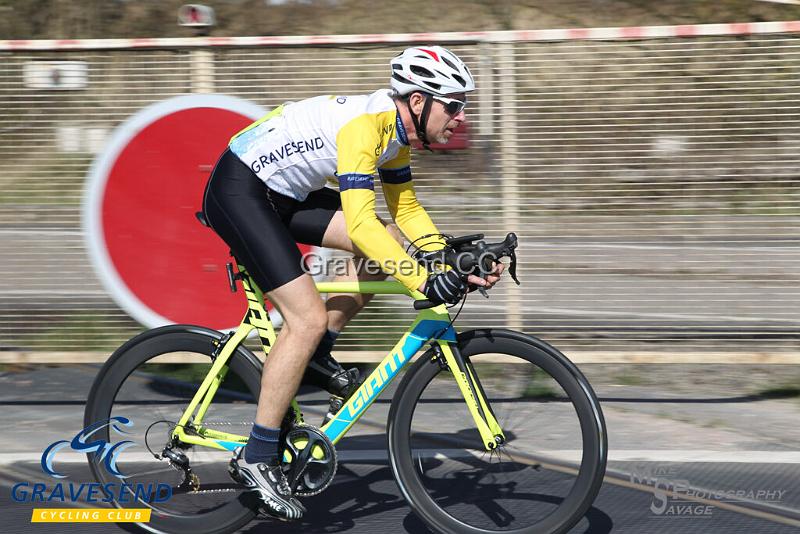 20190324-0689.jpg - GCC Rider Roger Turk at GCC Sunday 10 Time Trial 24-March-2019.  Course Q10/24 Isle of Grain, Kent.