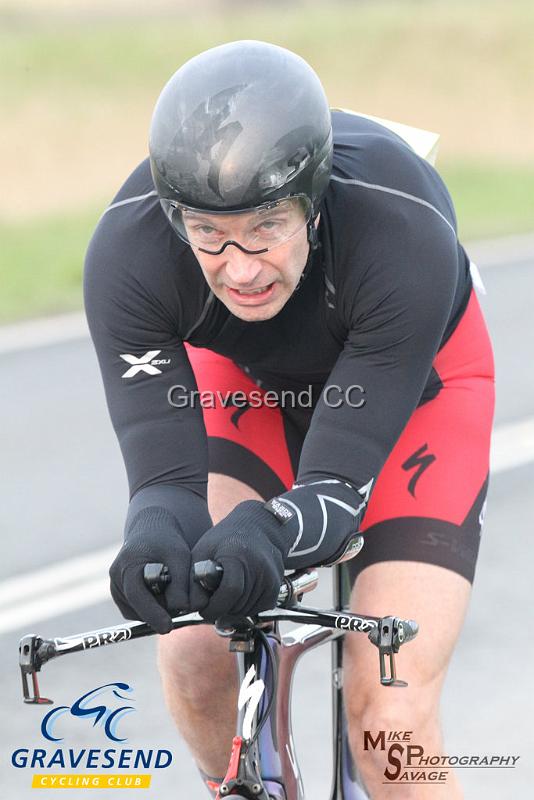 20190409-0035.jpg - GCC Rider Martin Jessup at GCC Evening 10 Time Trial 09-April-2019.  Course Q10/24 Isle of Grain, Kent.