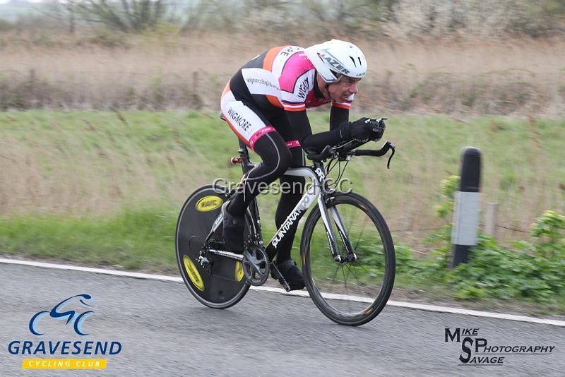 20190409-0087.jpg - Wigmore CC Rider Keith Walker at GCC Evening 10 Time Trial 09-April-2019.  Course Q10/24 Isle of Grain, Kent.