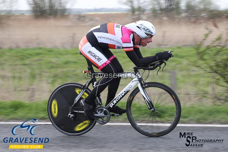 20190409-0092.jpg - Wigmore CC Rider Keith Walker at GCC Evening 10 Time Trial 09-April-2019.  Course Q10/24 Isle of Grain, Kent.