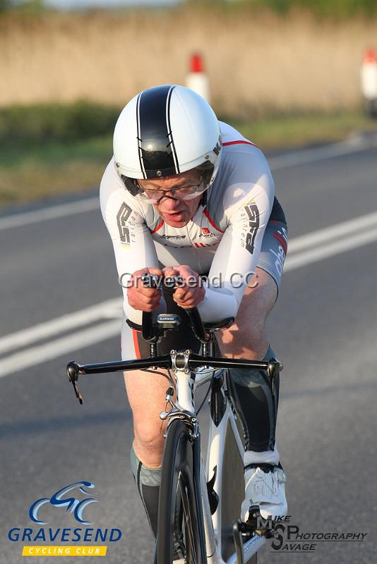 20190430-0091.jpg - Abellio SFA CC Rider Paul Fairman at GCC Evening 10 Time Trial 30-April-2019.  Course Q10/24 Isle of Grain, Kent.