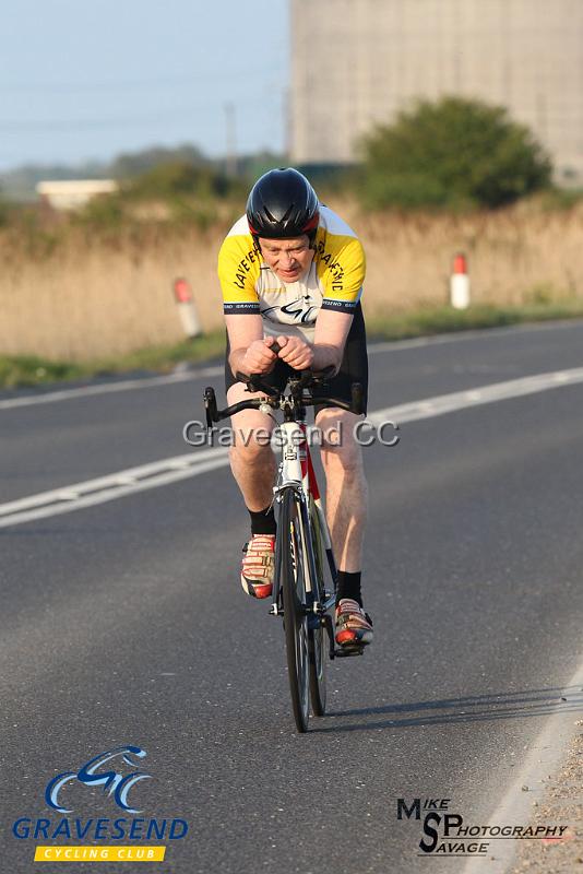20190430-0125.jpg - GCC Rider Keith Ward at GCC Evening 10 Time Trial 30-April-2019.  Course Q10/24 Isle of Grain, Kent.