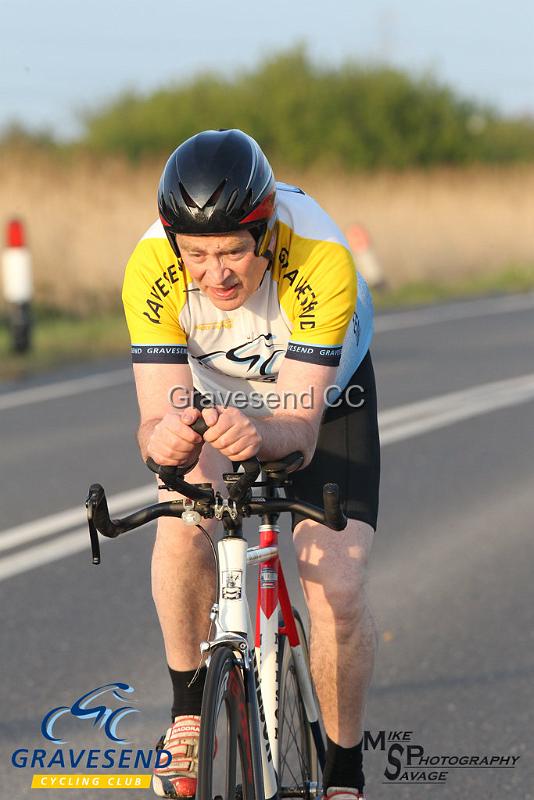 20190430-0132.jpg - GCC Rider Keith Ward at GCC Evening 10 Time Trial 30-April-2019.  Course Q10/24 Isle of Grain, Kent.