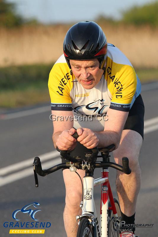 20190430-0135.jpg - GCC Rider Keith Ward at GCC Evening 10 Time Trial 30-April-2019.  Course Q10/24 Isle of Grain, Kent.