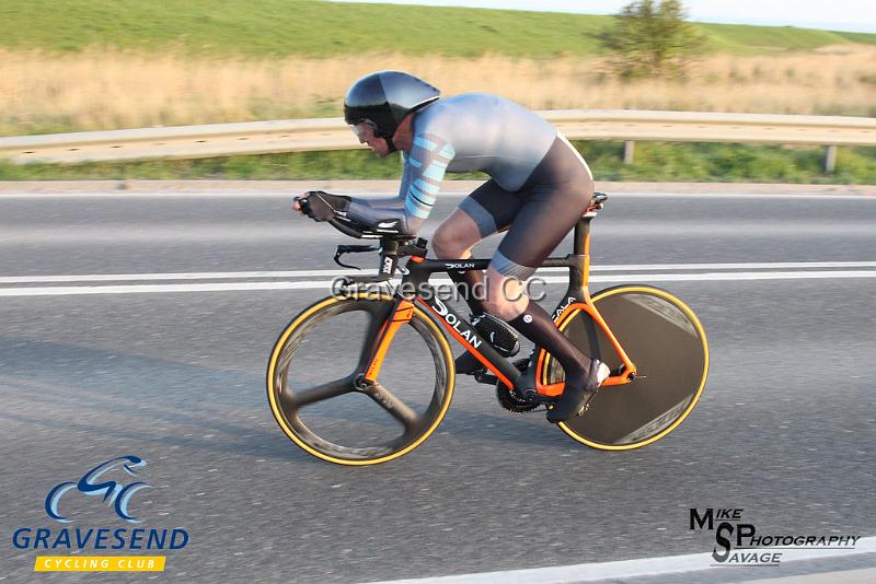 20190430-0196.jpg - Wildcats CC Rider Nick Elson at GCC Evening 10 Time Trial 30-April-2019.  Course Q10/24 Isle of Grain, Kent.
