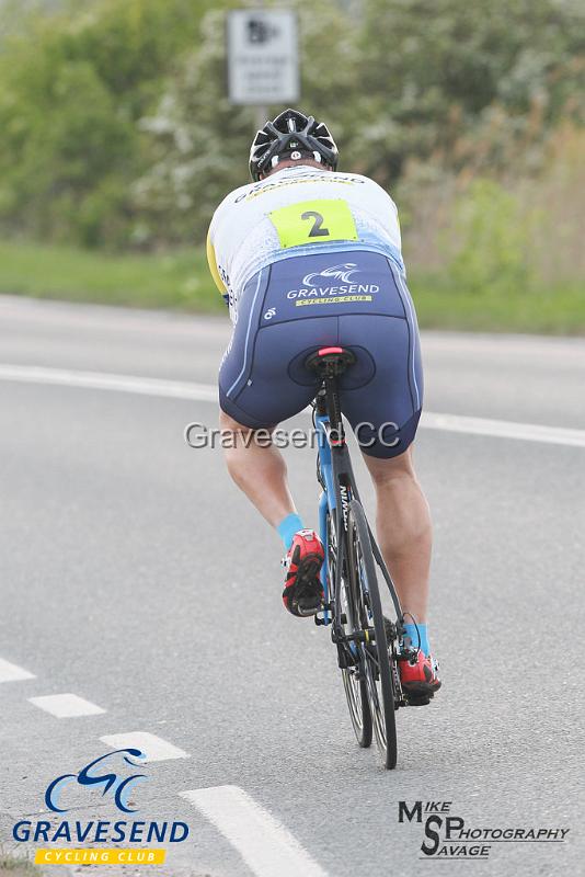20190507-0018.jpg - GCC Rider Edward Crocker at GCC Evening 10 Time Trial 07-May-2019.  Course Q10/24 Isle of Grain, Kent.
