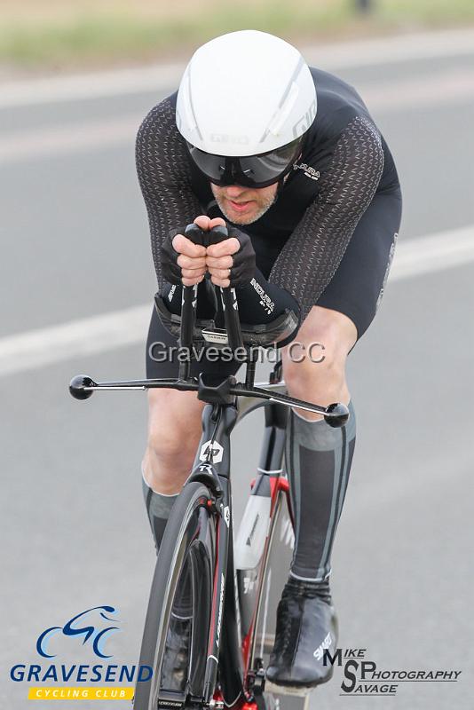 20190507-0121.jpg - Colour-Tech RT Rider Martin Jones at GCC Evening 10 Time Trial 07-May-2019.  Course Q10/24 Isle of Grain, Kent.