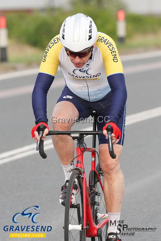 20190507-0134.jpg - GCC Rider Mike Harrington at GCC Evening 10 Time Trial 07-May-2019.  Course Q10/24 Isle of Grain, Kent.