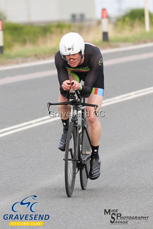 20190507-0140.jpg - CASP Rider James Amy at GCC Evening 10 Time Trial 07-May-2019.  Course Q10/24 Isle of Grain, Kent.