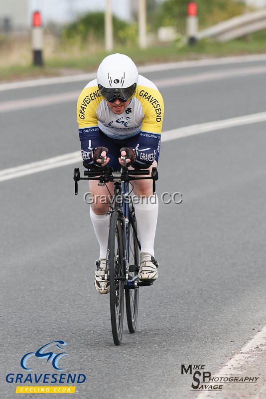 20190507-0154.jpg - GCC Rider James Smith at GCC Evening 10 Time Trial 07-May-2019.  Course Q10/24 Isle of Grain, Kent.