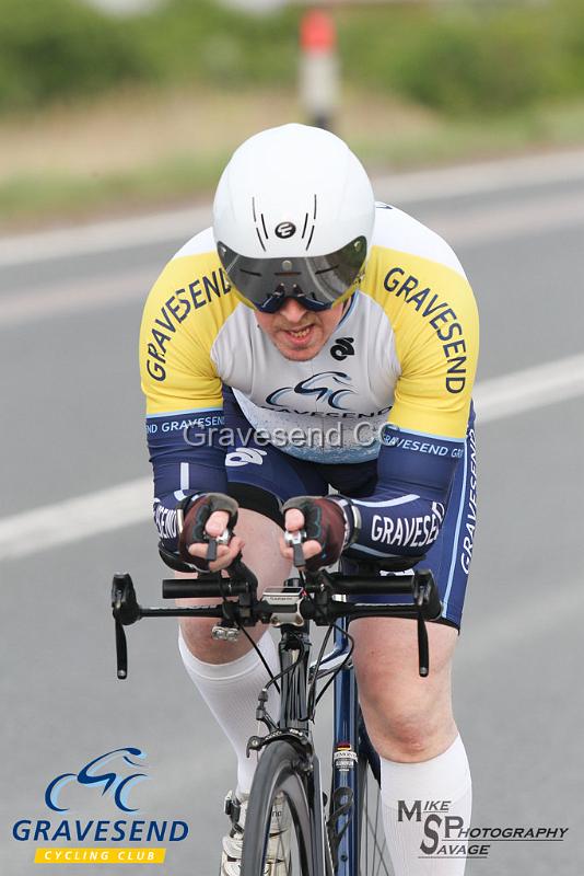 20190507-0160.jpg - GCC Rider James Smith at GCC Evening 10 Time Trial 07-May-2019.  Course Q10/24 Isle of Grain, Kent.